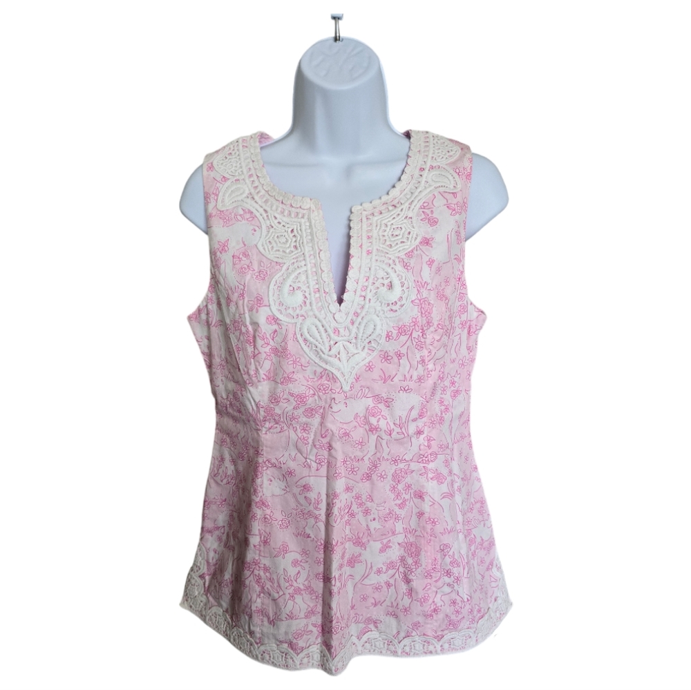 Lilly Pulitzer white label running for the roses Top
